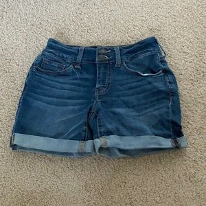 Size 0 Jean shorts, dark wash